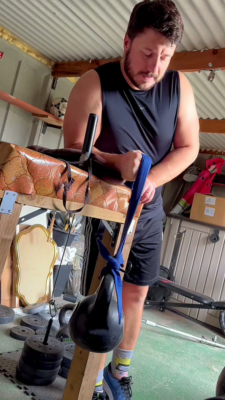Riser Lift on the Table with Weight